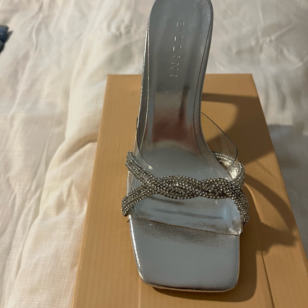 Brand New Billini silver heels
